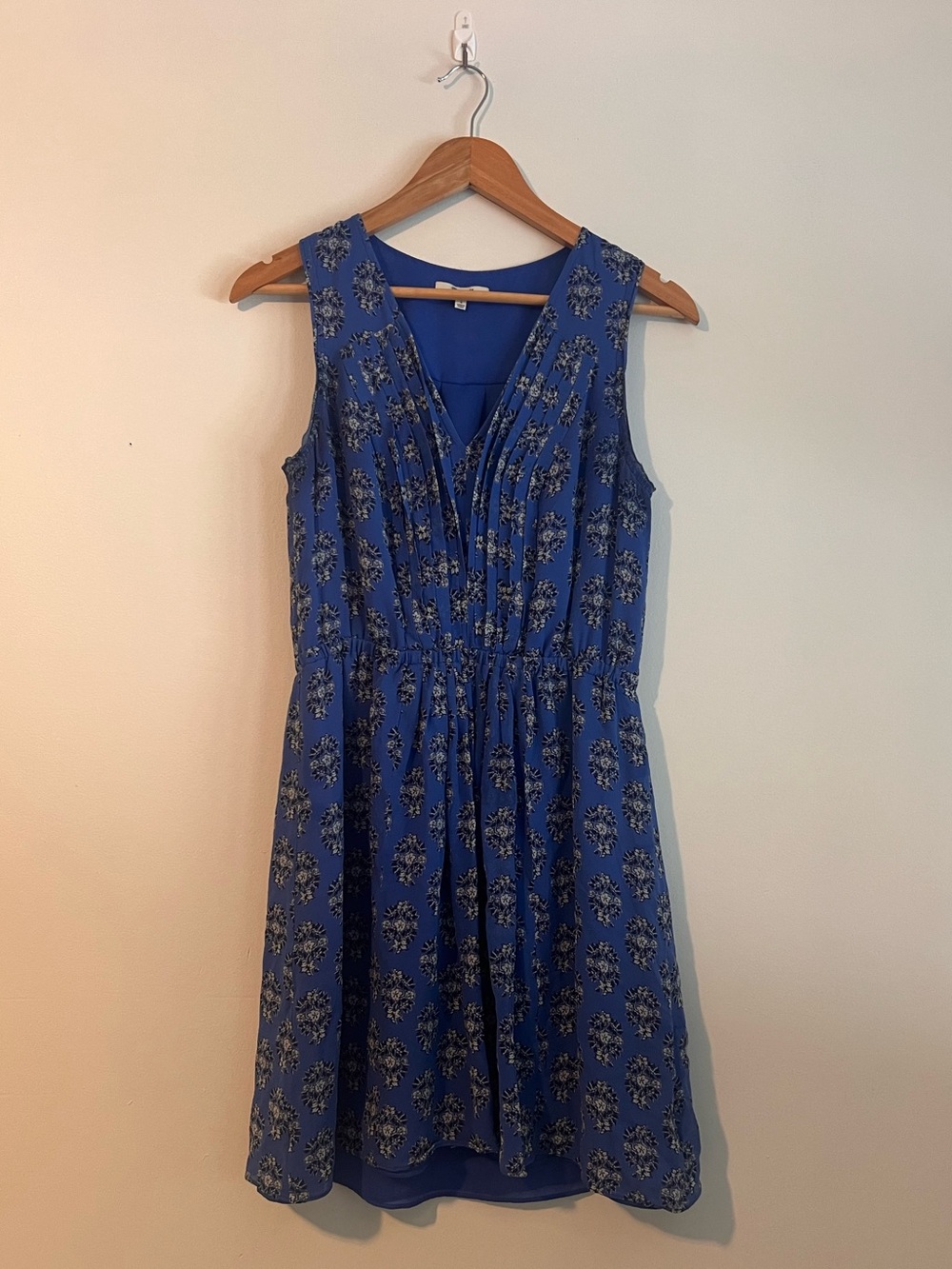 Madewell Blue Floral Sleeveless V-Neck Mini Dress